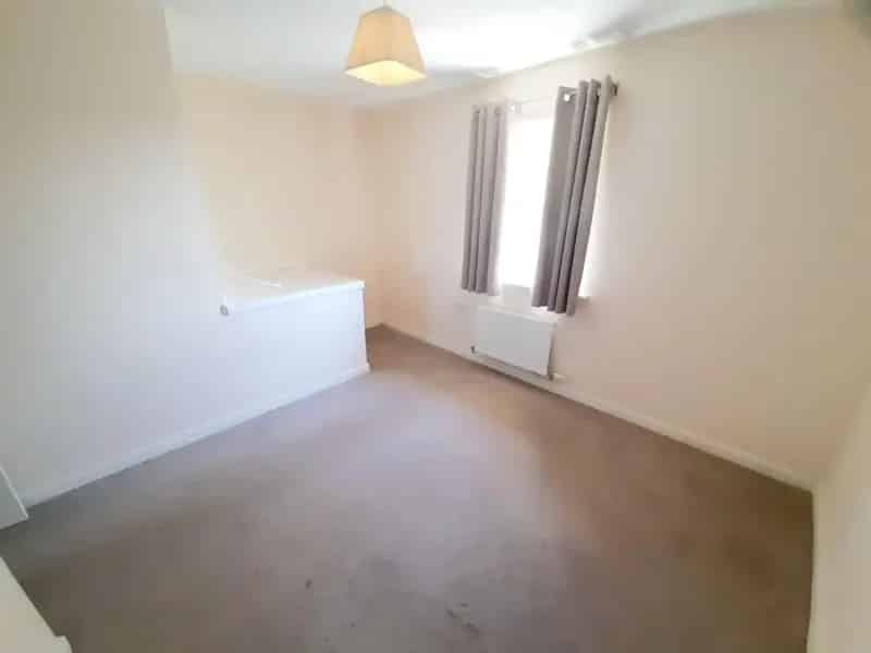 2 Bedroom Terrace House for Sale Gainsborough No Onward Chain