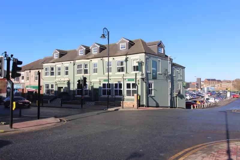 Darlington Hotel For Sale Near Train Station 18 Rooms
