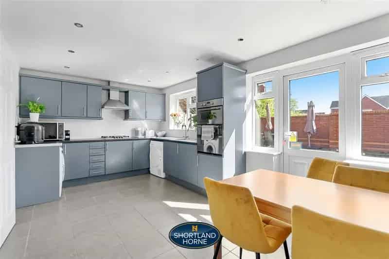4 Bedroom Detached House for Rent