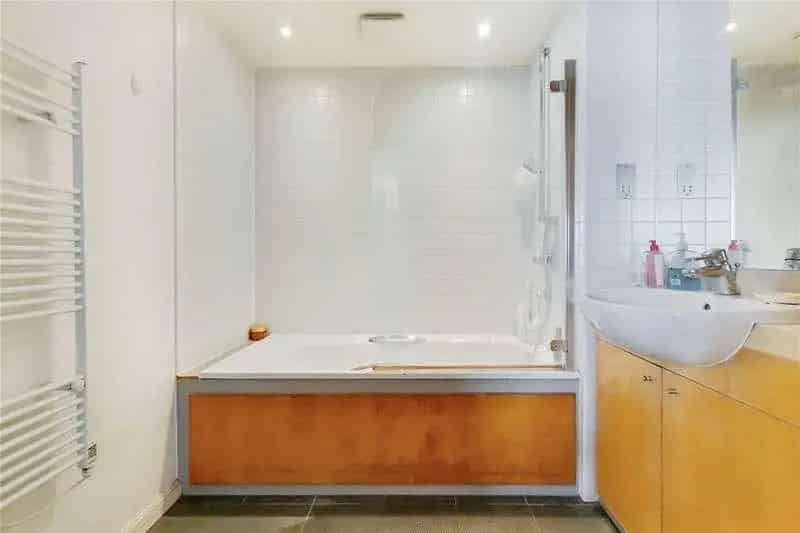 2 Bed Flat Holborn Near Chancery Lane Underground