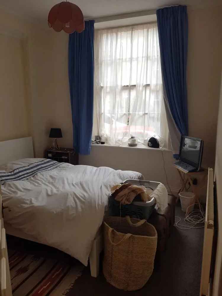 1 Bedroom Ground Floor Flat to Rent for Students and Young Professionals