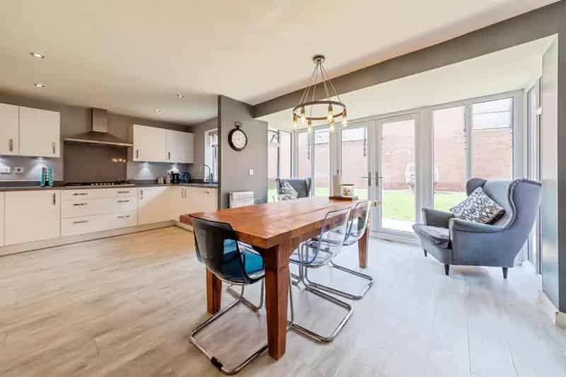 4 Bedroom Detached House in Barrowby Edge Grantham