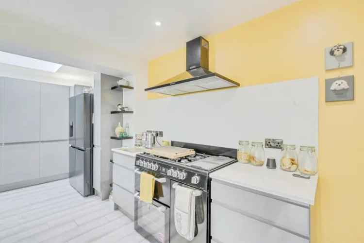 Four Bedroom Detached House with Extended Kitchen Diner
