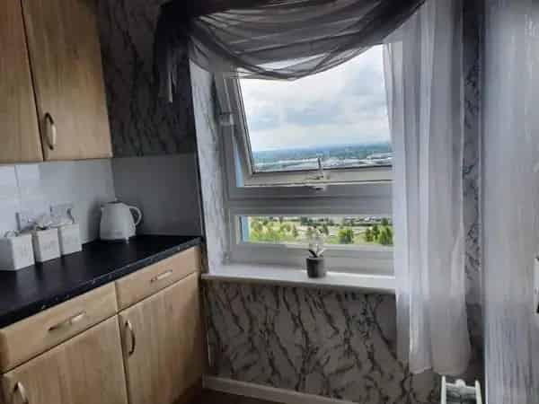 2 Bedroom Flat WV11 Near Wednesfield Village