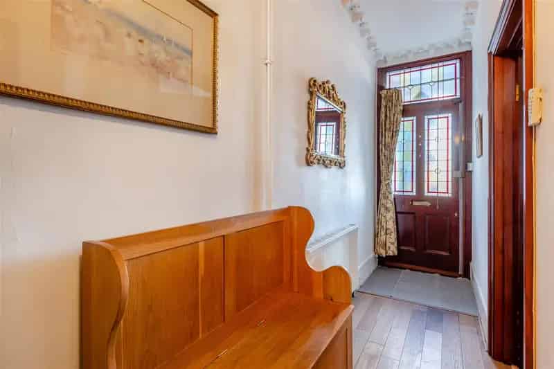 5 Bedroom Detached House for Sale St Johns Park London