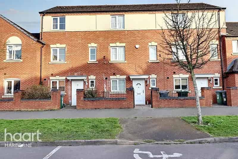 4 Bedroom Terraced House for Sale - No Sale No Fee