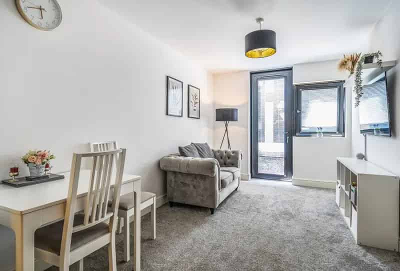 1 bedroom flat/apartment for sale