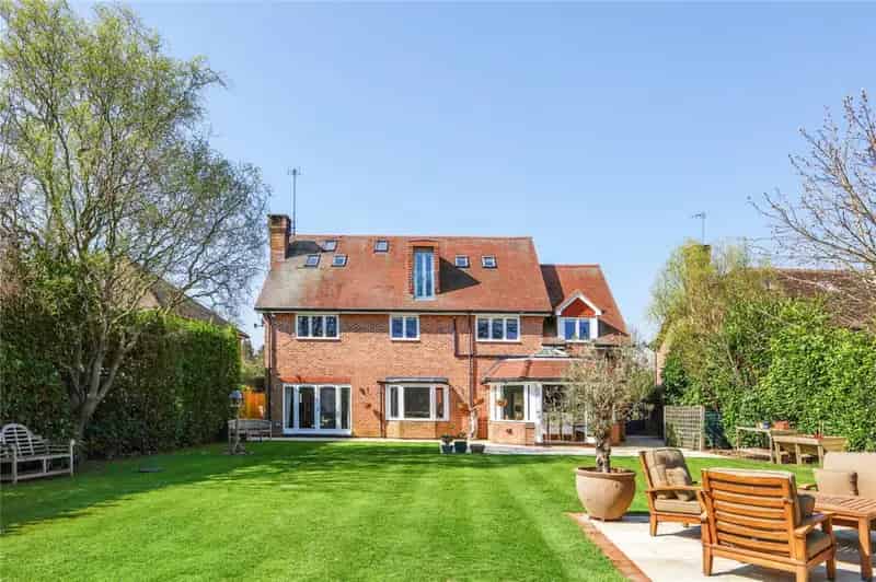 6 Bedroom Detached House For Sale Oakdene Place Ifold