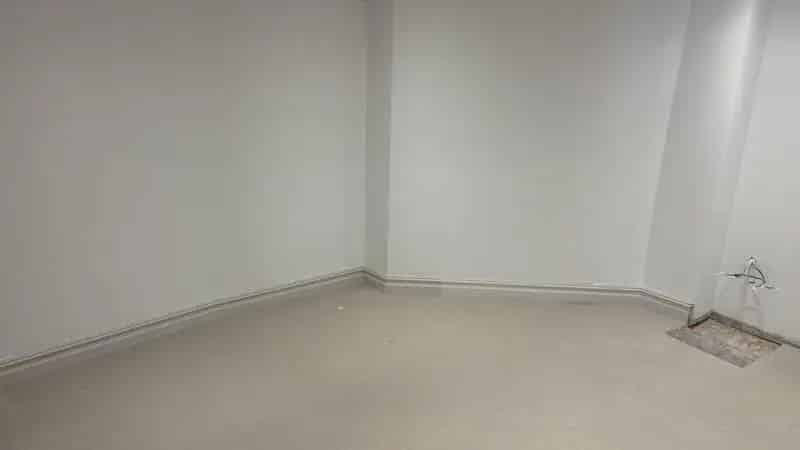 Windsor High Street Retail Space - Ground Floor Shop with Basement