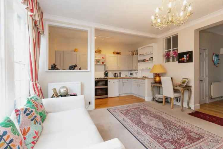 2 Bedroom Apartment for Sale Near Royal Crescent