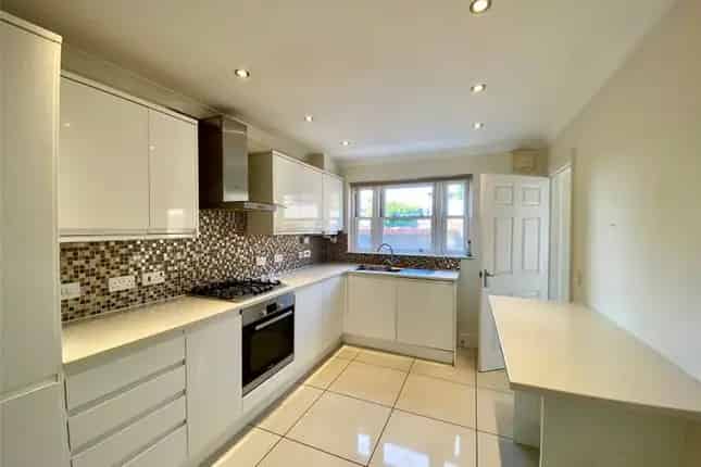 Modern Redland Townhouse for Sale Near Redland Park Bristol