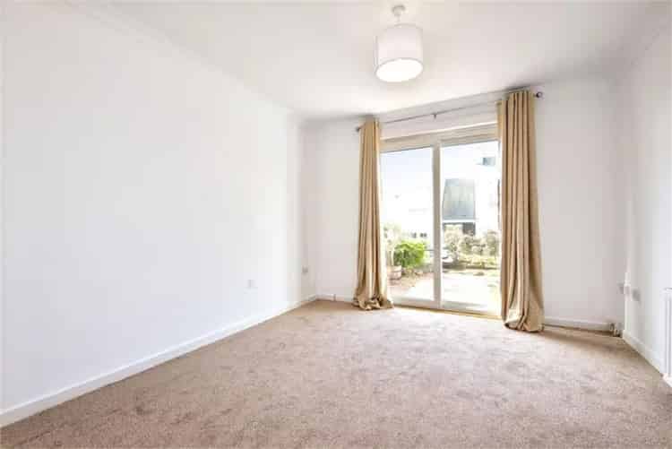 2 Bed Flat Crail Sea Views Ground Floor 2 Double Bedrooms Garden
