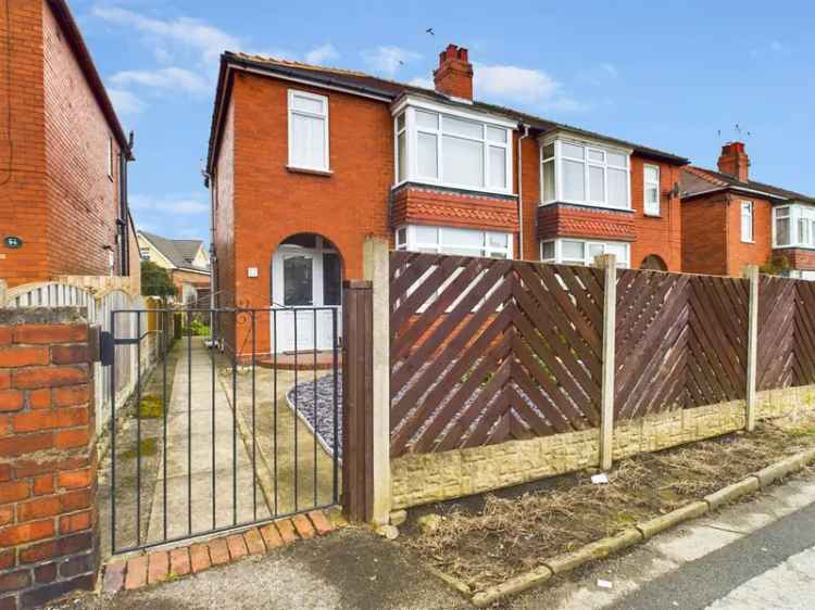 House For Sale in Wakefield, England