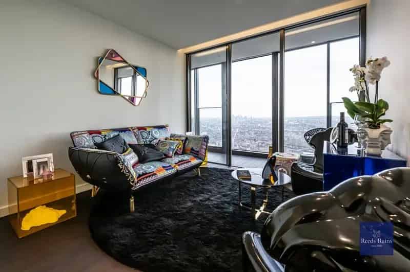 1 Bedroom Flat for Sale in London SW8 - Luxury Versace Home Apartment