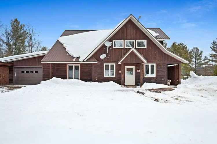 Lakeside Cottage Retreat 2-Bedroom Home Off-Grid