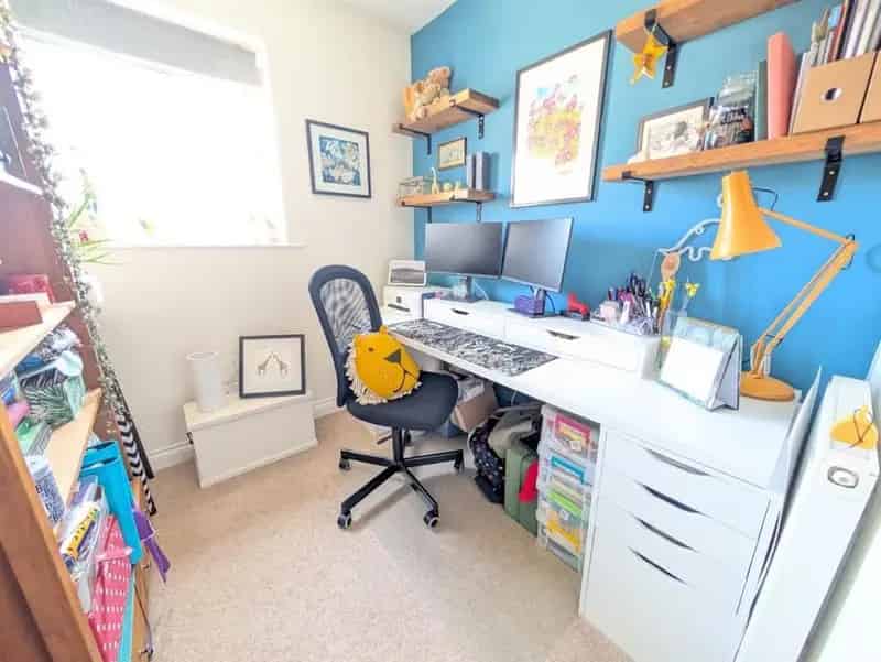 3 Bed Semi-Detached House for Sale