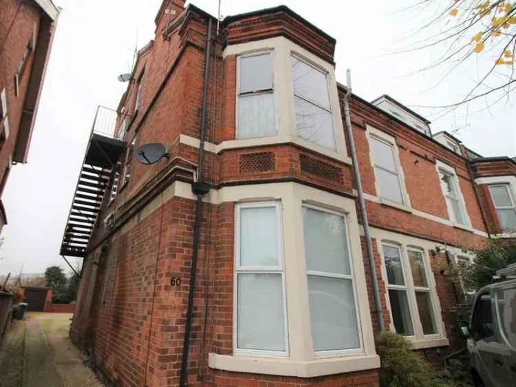 West Bridgford Two-Bedroom Apartment with Off-Road Parking