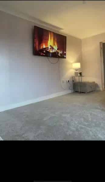 2 Bed Flat New Kitchen New Bathroom 2 Balconies