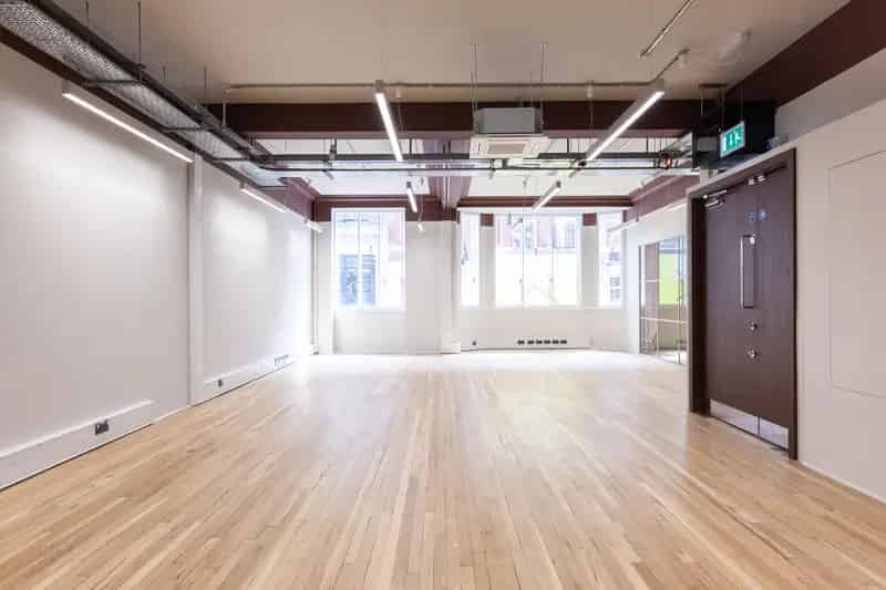 Commercial property For Rent , 3-9, Belfast Road, London, England