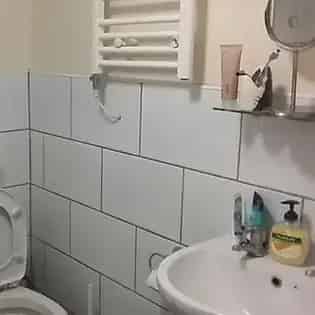 Room for Rent in 6-Bedroom House Manchester
