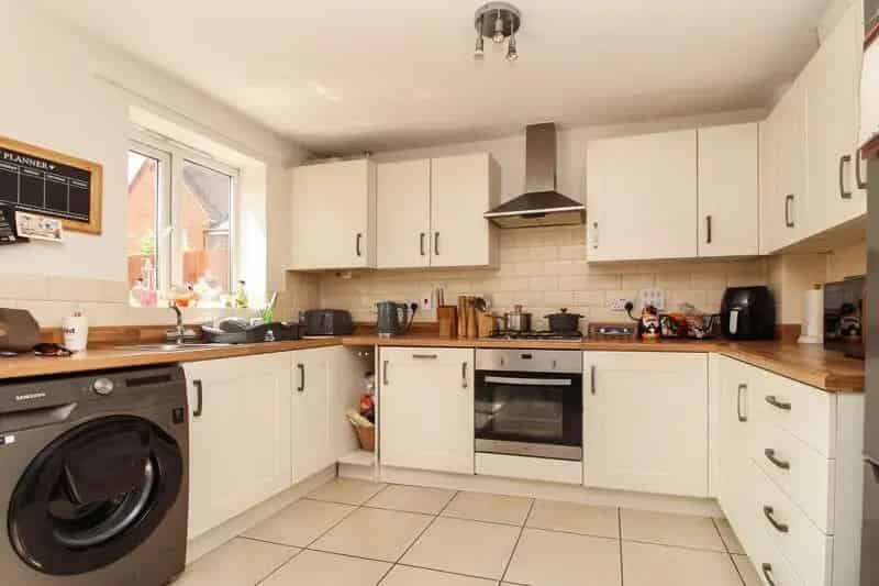 3 Bedroom Terraced House for Sale Kempston