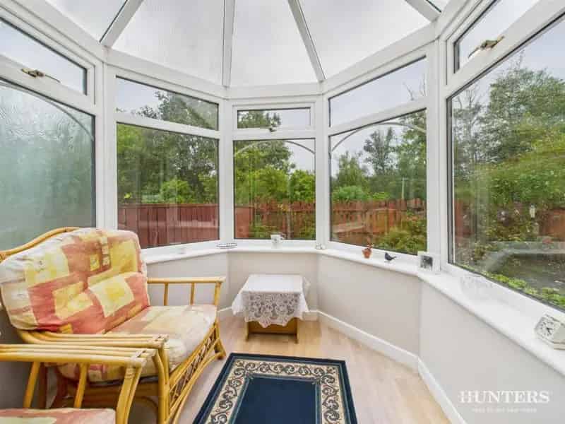 2 bed house for sale