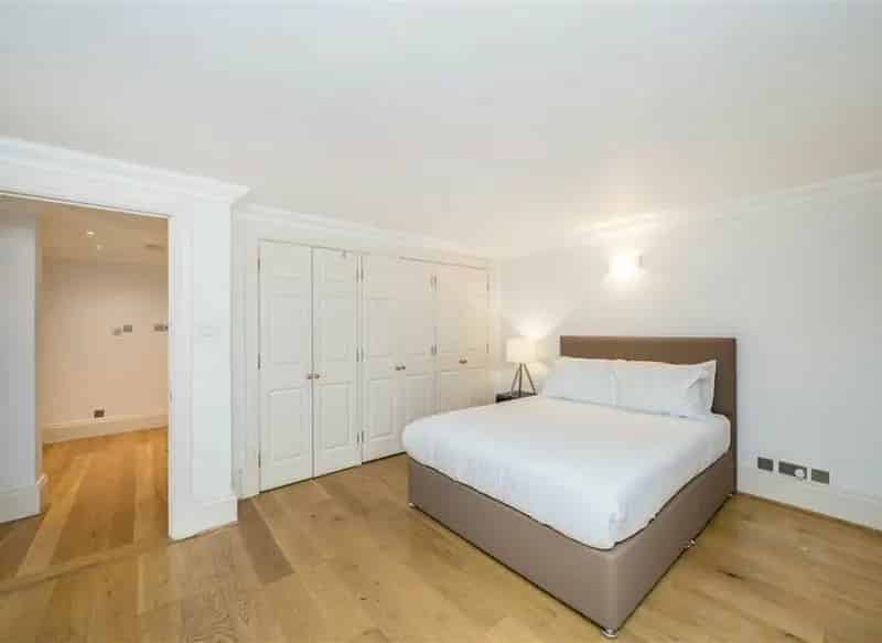 Three Bedroom Apartment near Gloucester Road Earls Court