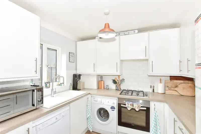 3 Bedroom Semi-Detached House for Sale Near High Brooms Station