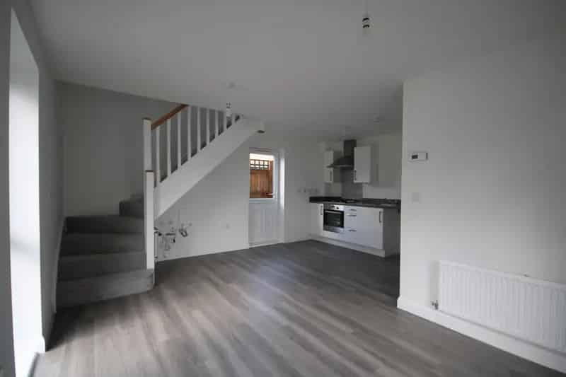 2 Bedroom Semi-Detached House Near Birmingham City Centre