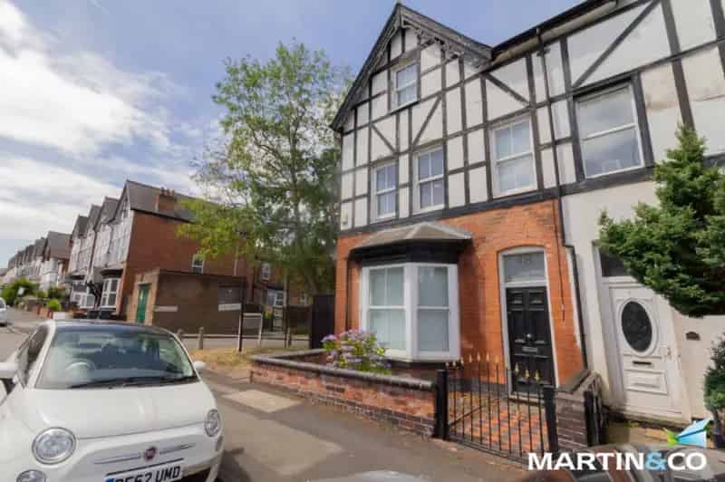 5 Bedroom House To Rent