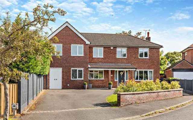 Chesham Close, Wilmslow, Cheshire, SK9 6HB | Property for sale | Savills