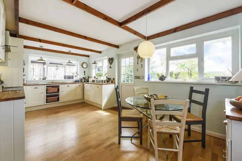 4 Bedroom House for Sale in Littleton Winchester