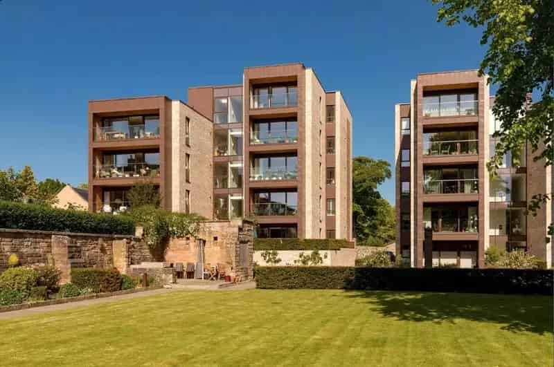 3 bedroom apartment for sale