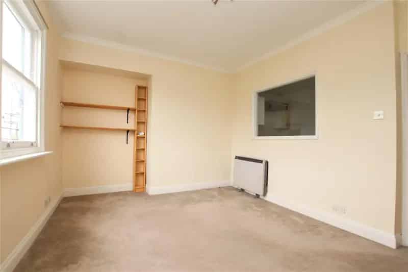 1 Bedroom Apartment House to Rent