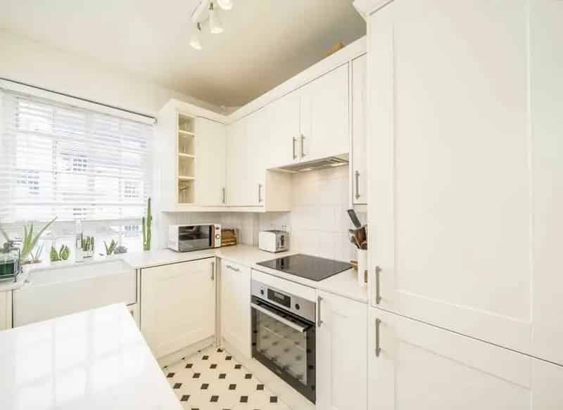 One Double Bedroom Art Deco Apartment Wavertree Court