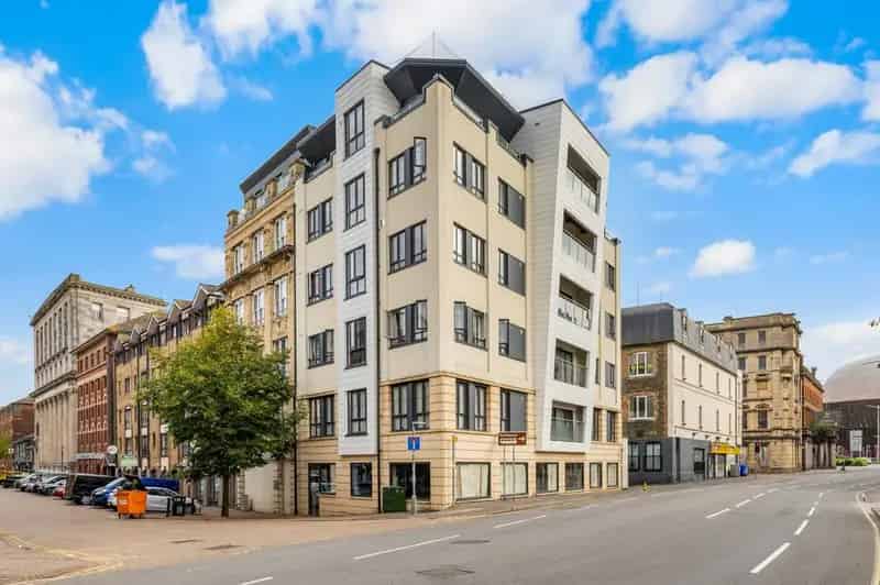 2 Bedroom Apartment to Rent Cardiff Bay Stylish Furnished Apartment