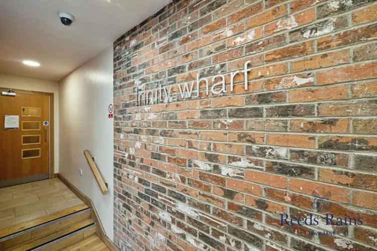 2 Bedroom Flat for Sale in Hulls Trinity Wharf
