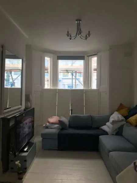 Flat For Rent in Colchester, England