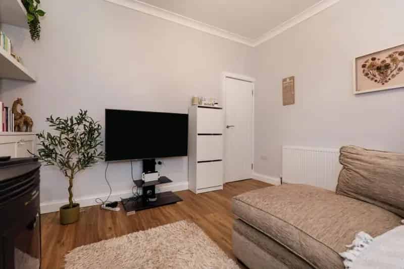 2 Bed House for Sale Recently Modernised