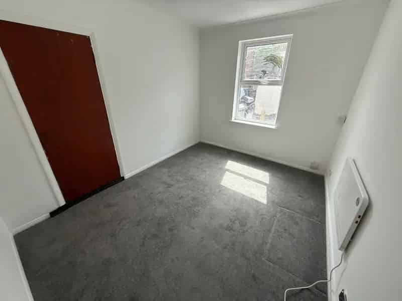 1 Bedroom Flat To Rent Available 01062025