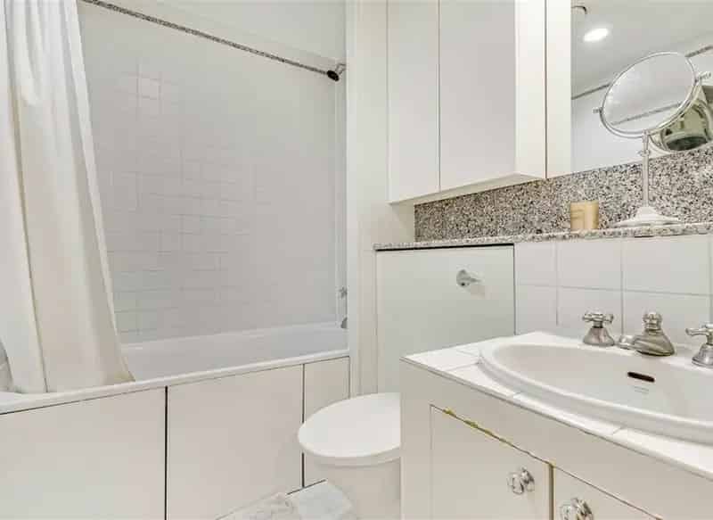 One Bedroom Apartment South Kensington Spacious Reception Balcony