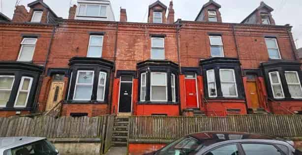 1 Bedroom Flat in Leeds Beeston - Newly Decorated