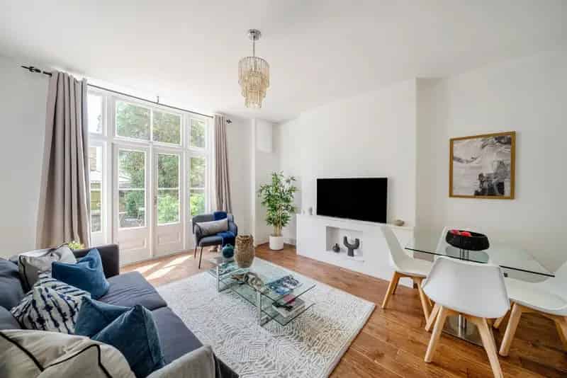 Generously Sized Reception Room High Ceilings and Private Garden