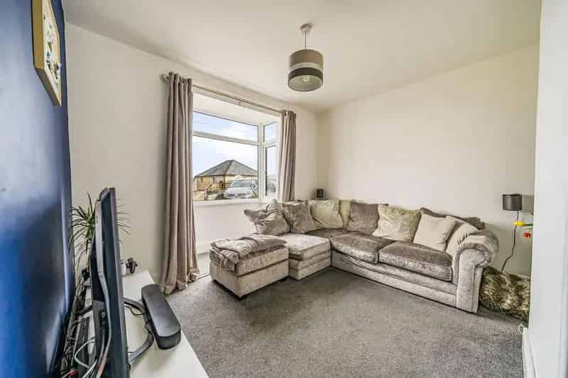 2 Bedroom Semi-Detached Bungalow for Sale near Launceston Town Centre