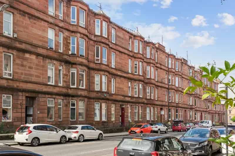 1 Bedroom Flat for Sale in Scotland