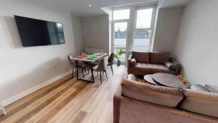 3 bedroom flat to rent