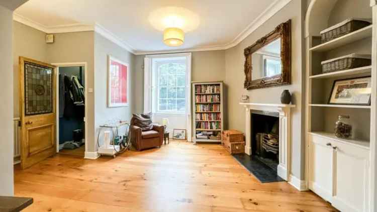 4 Bedroom Terraced House Camden Terrace