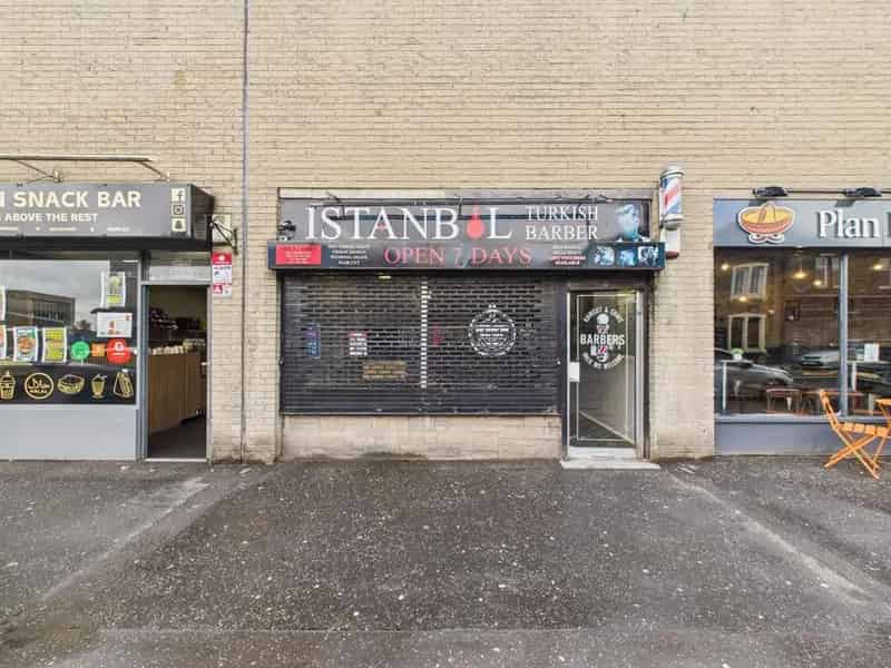 Ground and First Floor Commercial Property with Storage