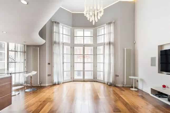 Flat for Sale in Pont Street London SW1X