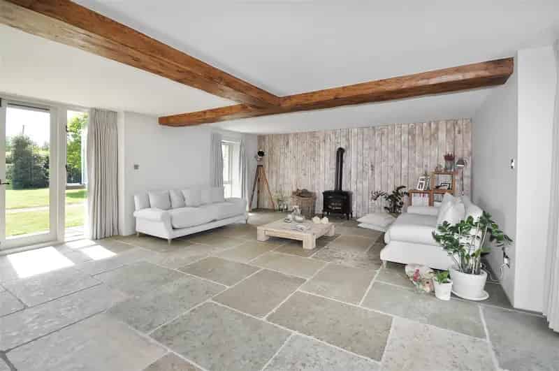 5 Bedroom Barn Conversion Fritwell Road Fewcott